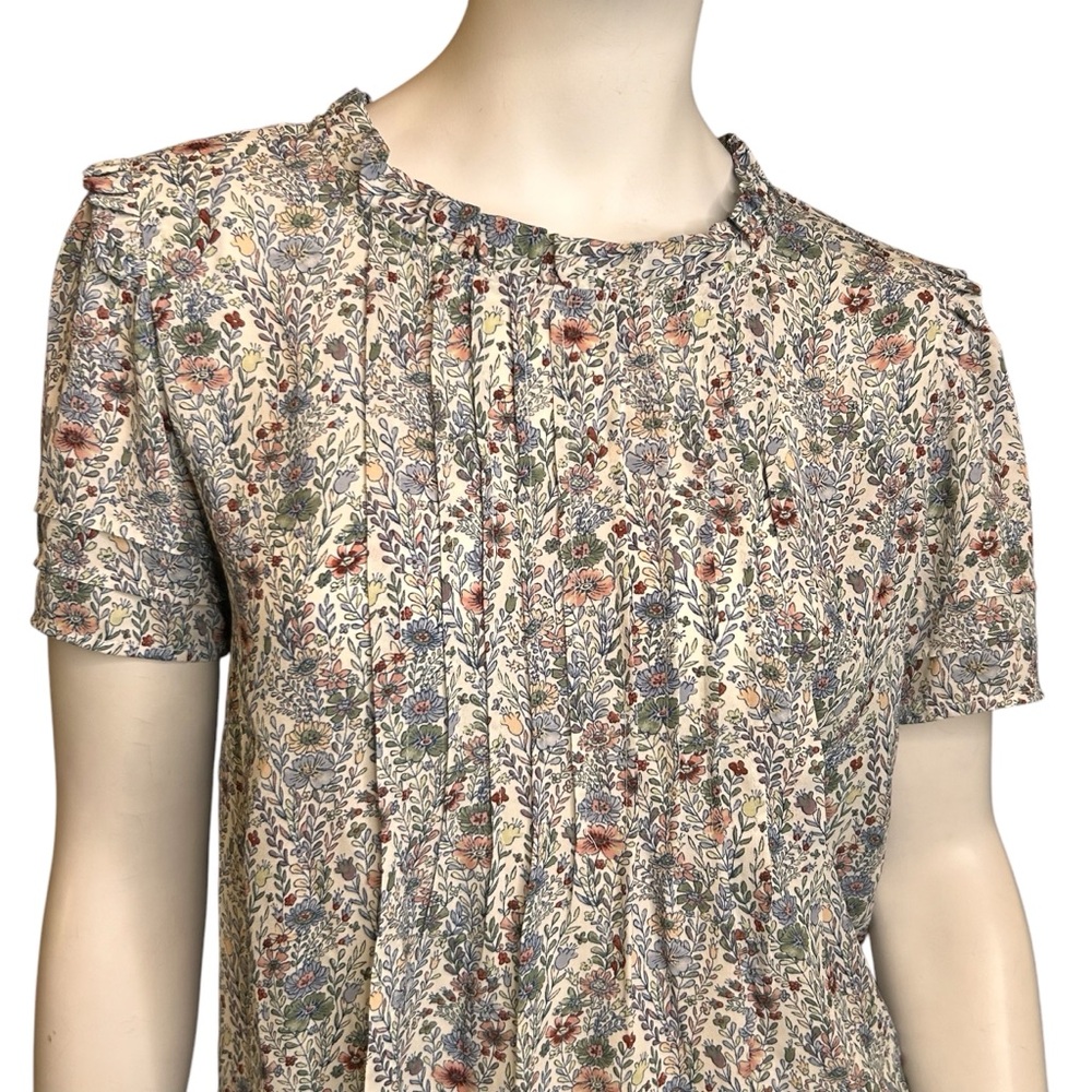 NWT Rose + Olive Size 1X Blue Floral Short Sleeve Blouse Ruffle Flowy - Picture 3 of 16